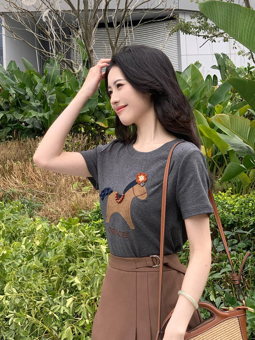 【百图lulu定制】【马上有福T恤】刺绣木马 佛珠钉珠 好寓意 短袖T恤 商品图3