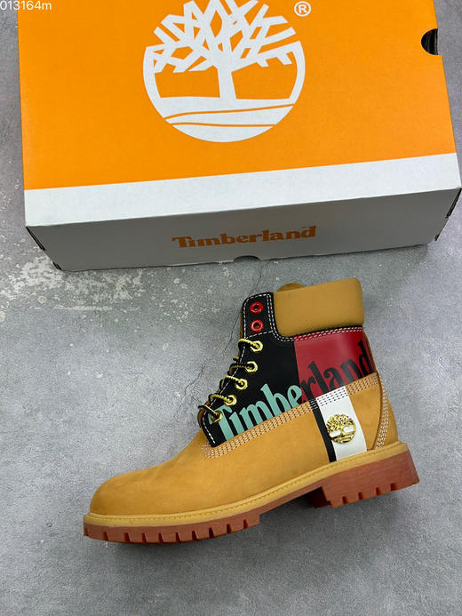 春季特惠💰500 Timberland 添柏岚/天伯伦 大黄靴 PREMIUM 系列 6Inch 典满印 logo 户外靴 简约舒适 中筒 马丁靴 男款 商品图2