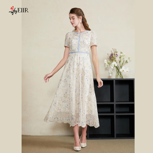 司歌V领重磅刺绣花连衣裙A911133X 商品图3