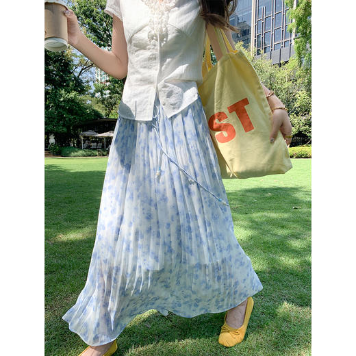 <曾小咸推荐>韩系碎花裙大摆a字半身裙子女 商品图1