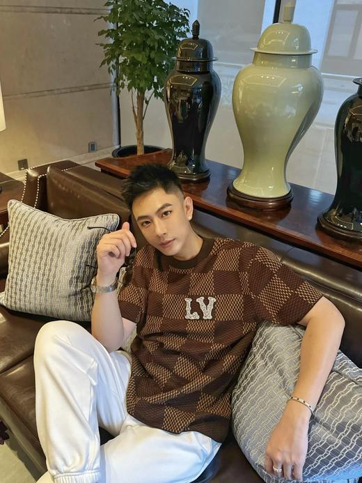 驴家 25ss镶钻logo棋盘格针织短袖 男女同款 蓝色/棕色（DY） 商品图7