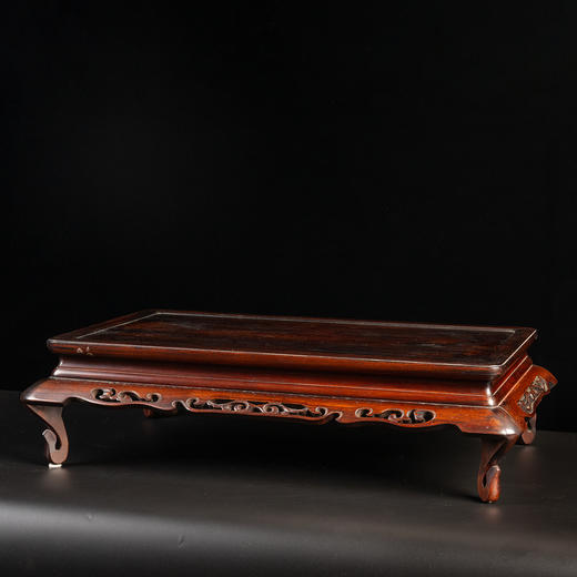 清	红木束腰三弯腿雕卷草纹器座 商品图0