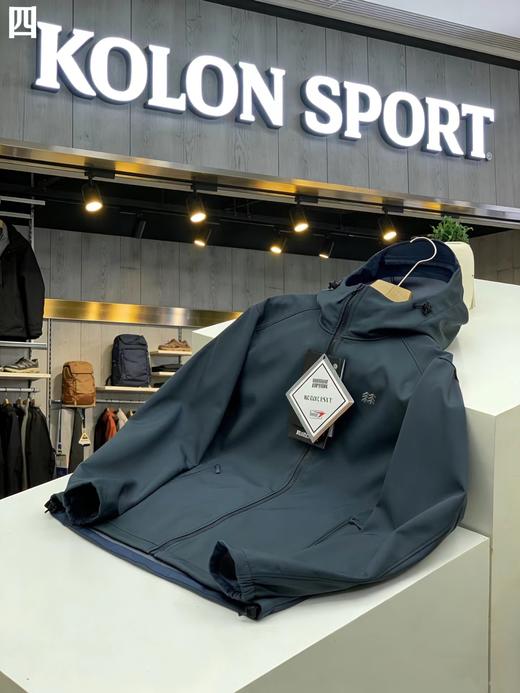 F030610户外情侣款连帽软壳冲锋衣防风防水透气加薄绒外套 商品图0