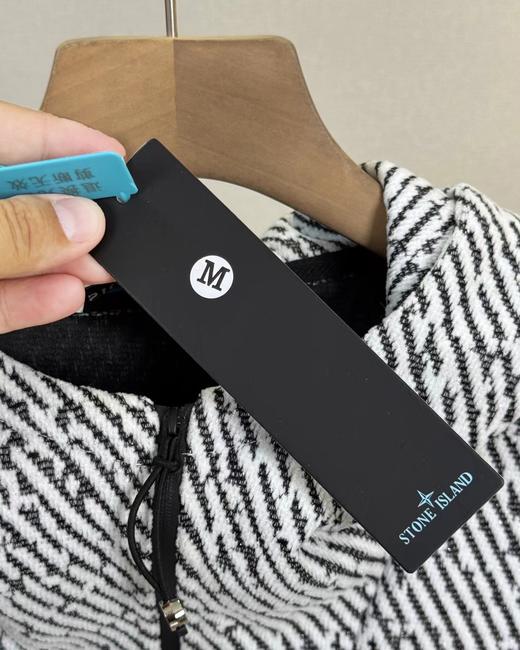 F0306112春秋新款满天星系列简约百搭不挑人连帽半拉链卫衣外套 商品图13