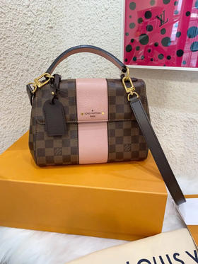 Lv Bond Street bb 棋盘格拼粉 斜挎包