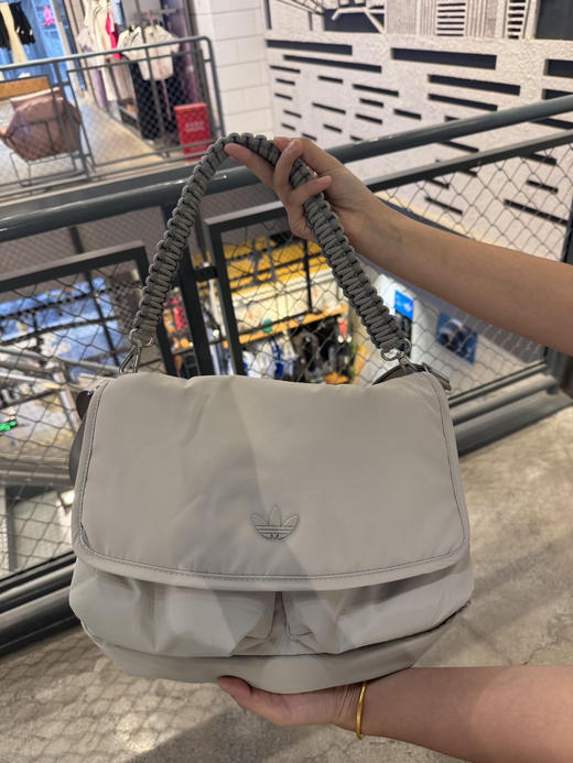 得物同渠道三叶草AD宝藏邮差包超轻男女同款 商品图4