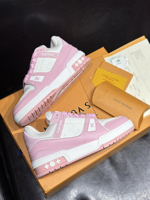 春季特惠💰570 公司级 # LV路易威登 trainer 走秀新款经典走秀新款 商品图1