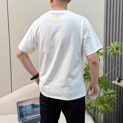 点此购买 始祖鸟KRAGG春夏季男士棉质短袖T恤 qk 341437 商品图3