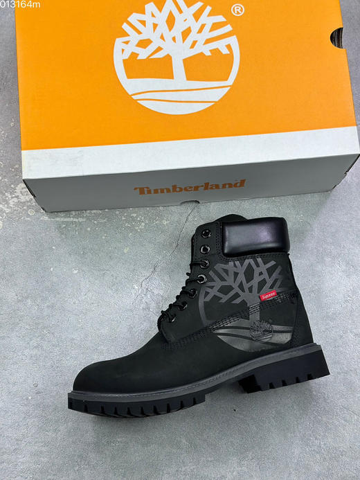 春季特惠💰500 Timberland 添柏岚/天伯伦 大黄靴 PREMIUM 系列 6Inch 典满印 logo 户外靴 简约舒适 中筒 马丁靴 男款 商品图2