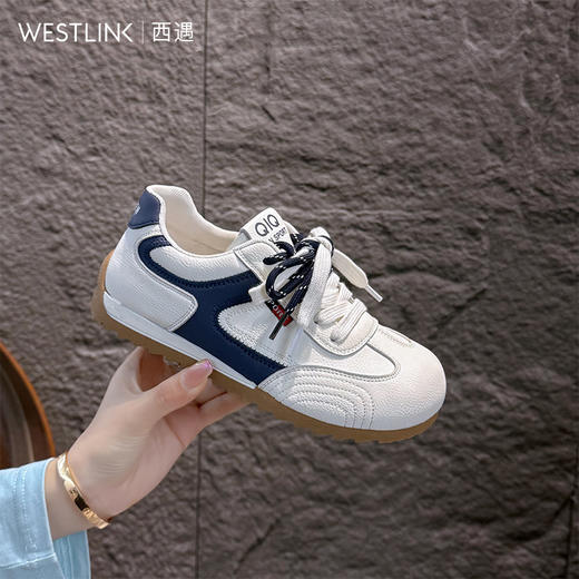 西遇超火德训鞋女2026新款春季系带厚底内增高通勤百搭休闲板鞋P0066300 商品图2