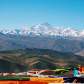 8天【秘境珠峰】岗巴拉山口—羊卓雍错岗巴拉山口—羊卓雍错-多情措—宗措湖—观阿玛直米雪山—定结
