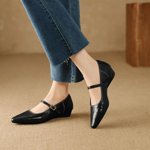 【预售5天】复古时尚坡跟浅口真皮单鞋新款一字扣带玛丽珍鞋LG&930-1771 商品图4
