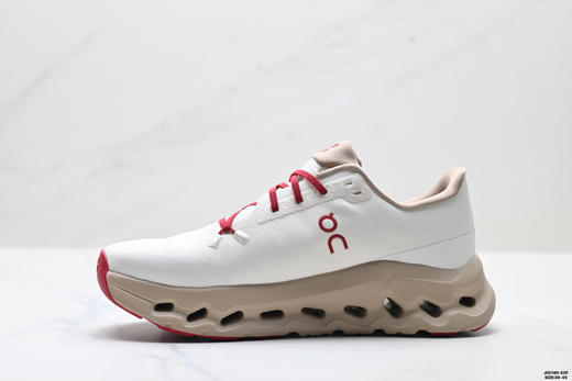 昂跑On Cloudtilt轻量休闲运动跑步鞋 商品图2