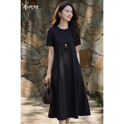 米思阳【极简风长裙】2026春夏新款时尚优雅圆领连衣裙纯色长裙1366 商品图0