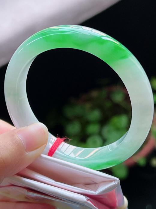 55正圈翡翠手镯 商品图5