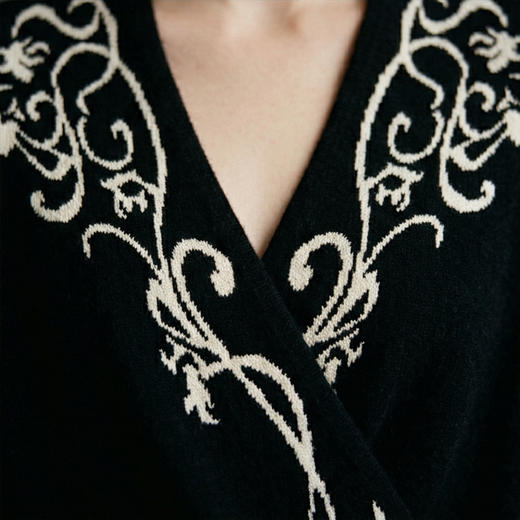 King Deer/鹿王秋冬新款女式V领长袖羊绒衫L805574 商品图5