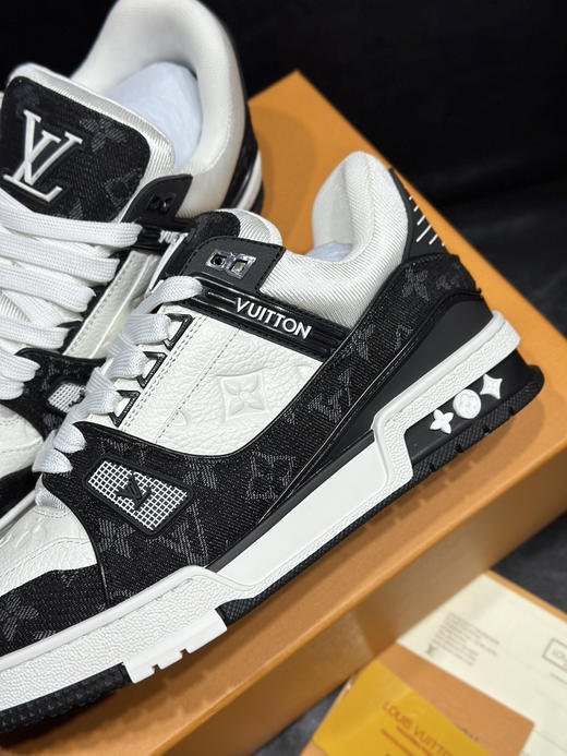 春季特惠💰570 公司级 # LV路易威登 trainer 走秀新款经典走秀新款 商品图8