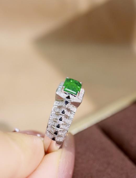 0.78克拉祖母绿戒指 商品图2