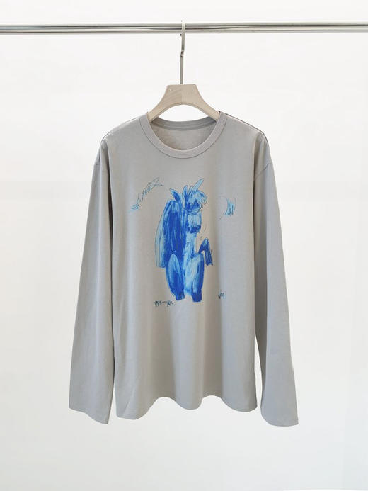生肖小马长袖T恤 克莱因蓝小马印花 清新可爱 手绘艺术感 + 工艺细节设计感 袖口微收设计 干净利落 H 型廓形 全身材适配 商品图8