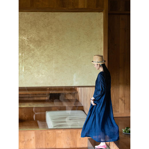 艺术家联名款 牧衣游靛蓝染苎麻连衣裙 福利款 杏苡不支持会员折 商品图3