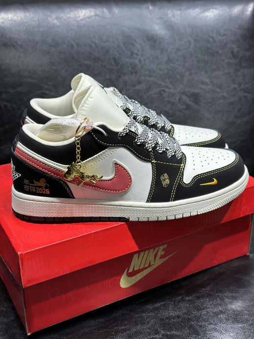春季特惠💰430 Air Jordan 1 low 马年限定 乔一低帮板鞋 公司品质出货 商品图1