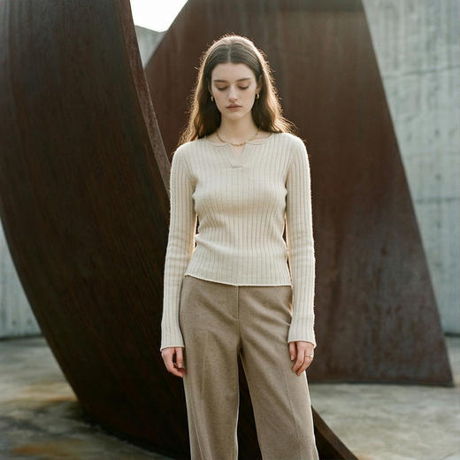 PALUOPO/PL小V领女衫ET255055R/约重230g帕罗 商品图1