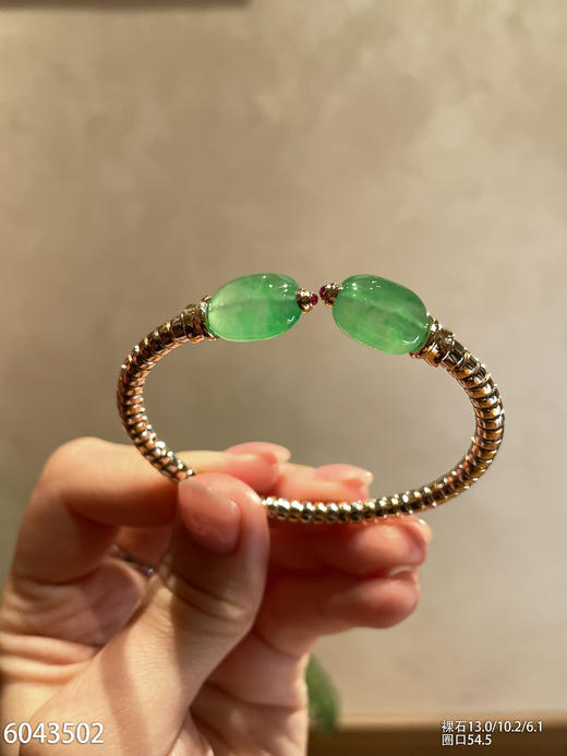 6043502，路路通手镯。具体价格微信咨询 商品图0