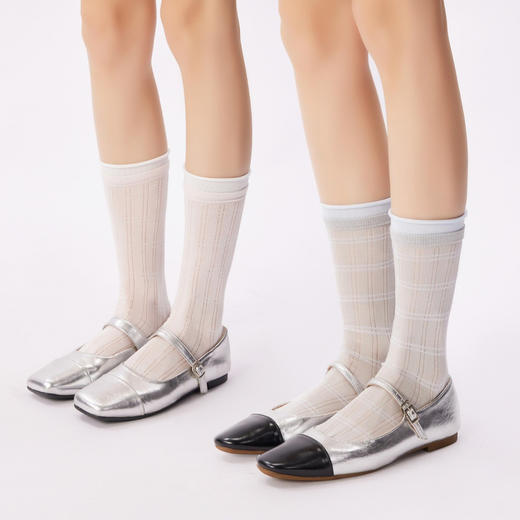 4双一组！26春新款卷边堆堆中筒袜 轻薄镂空设计  经典条纹元素 袜筒自然堆堆褶皱、营造不经意的慵懒感~ 商品图2