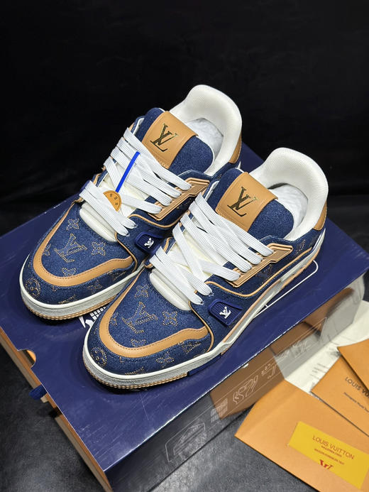 春季特惠💰650 公司级 LV 路易威登 trainer 走秀新款经典走秀新款 商品图0