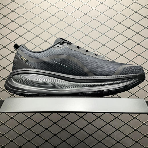 春季特惠💰360 NK Vomero 18 GTX V18 网面透气跑步鞋 商品图2