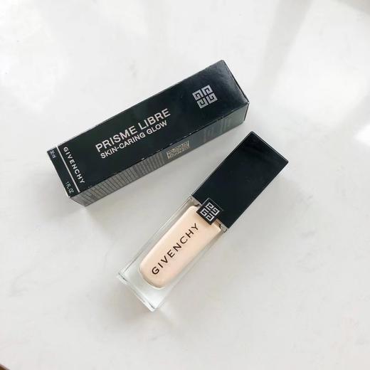 F0306118“暗皮救星”控油轻薄有光泽不卡纹持久遮瑕柔光粉底液30ml 商品图4