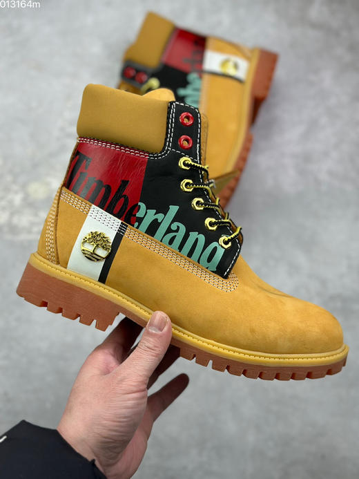 春季特惠💰500 Timberland 添柏岚/天伯伦 大黄靴 PREMIUM 系列 6Inch 典满印 logo 户外靴 简约舒适 中筒 马丁靴 男款 商品图3