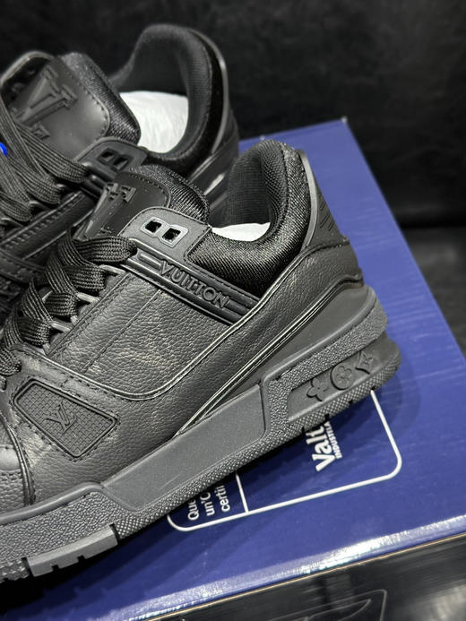 春季特惠💰650 公司级 LV 路易威登 trainer 走秀新款经典走秀新款 商品图7