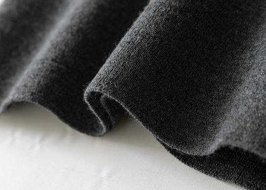 【高品质私服】【60支精纺羊毛半高领短袖】春夏贴身穿软糯不闷，微光若隐若现，基础款也显贵气YS88159【仅限签收48小时内退换】-CC 商品图12