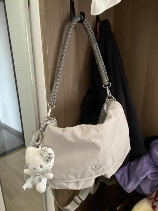 得物同渠道三叶草AD宝藏邮差包超轻男女同款 商品图6