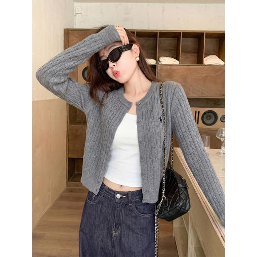 <曾小咸推荐>3.11现货秒杀 ！微信超特价！韩系4色麻花短款针织开衫 日常169.99 立减100 秒杀69.99！！褶皱西装裤 秒杀89.99！！ 商品图3