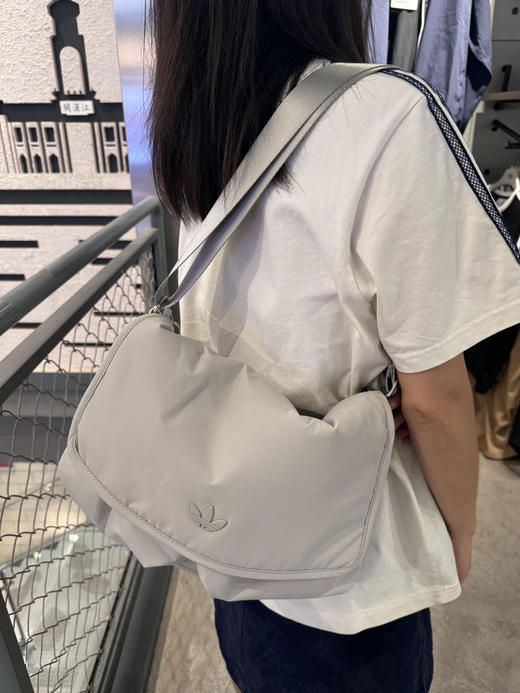 得物同渠道三叶草AD宝藏邮差包超轻男女同款 商品图5