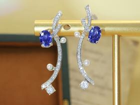 1.32ct蓝宝石耳坠