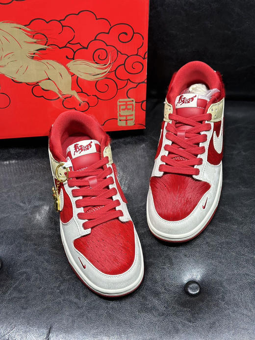 春季特惠💰430 NK Dunk LOW “Year Of The Horse” 舒适百搭 “马年” 防滑耐磨 低帮 板鞋 男女同款 商品图4
