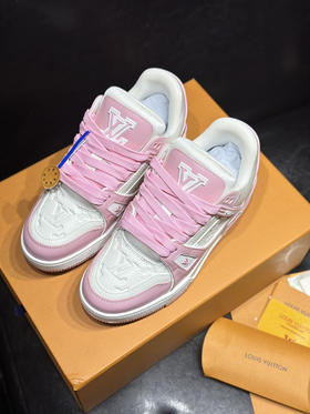 春季特惠💰570 公司级 # LV路易威登 trainer 走秀新款经典走秀新款