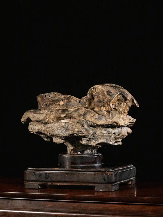 清	太湖石文房赏石（红木座） 商品图0