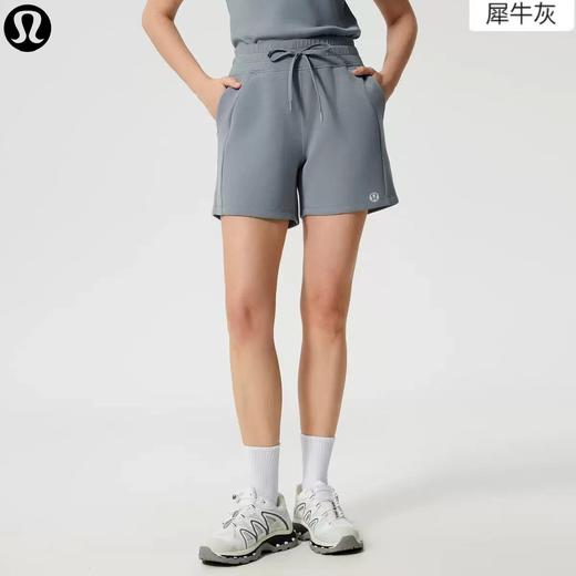 F030667夏季吸湿排汗健身跑步运动短裤女休闲通勤松紧腰宽松瑜伽裤 商品图1