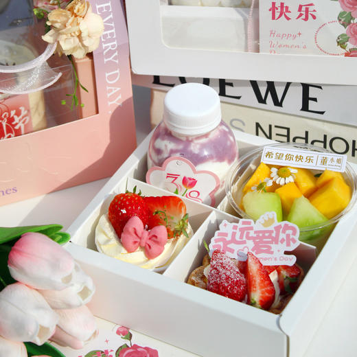 【38女神节蛋糕】四拼下午茶甜品礼盒 商品图1