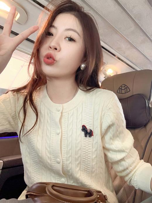 <曾小咸推荐>3.10现货秒杀 ！微信超特价！4色刺绣针织开衫 日常179.99 立减100 秒杀79.99！！西裤 秒杀89.99！！ 格子裤 秒杀89.99！！ 商品图5