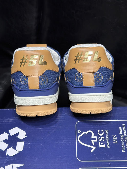 春季特惠💰650 公司级 LV 路易威登 trainer 走秀新款经典走秀新款 商品图2