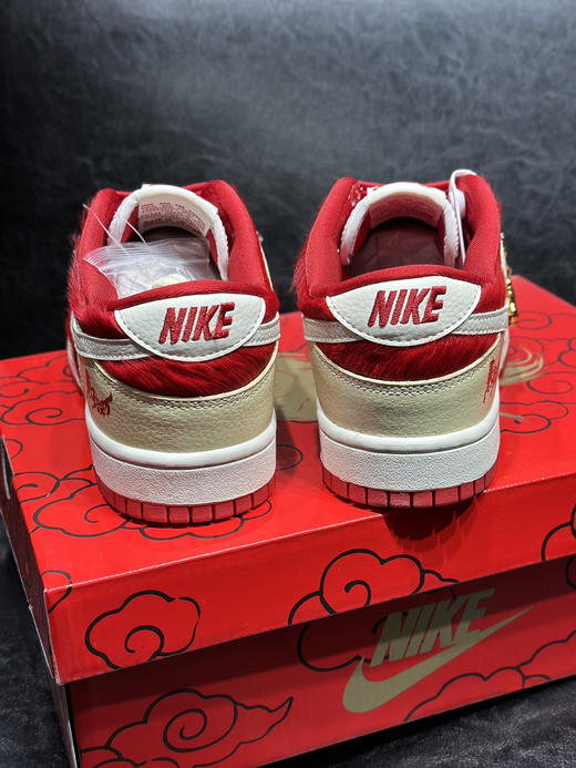 春季特惠💰430 NK Dunk LOW “Year Of The Horse” 舒适百搭 “马年” 防滑耐磨 低帮 板鞋 男女同款 商品图2