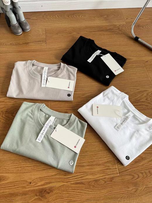 F030638新款立体标识舒适透气修身显瘦无痕短袖T恤 商品图2