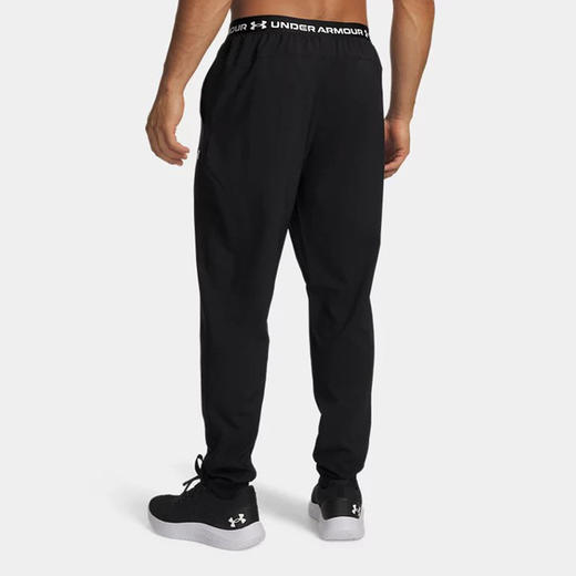 安德玛（UNDERARMOUR）2026S/S男梭织长裤 6010606-001 商品图1