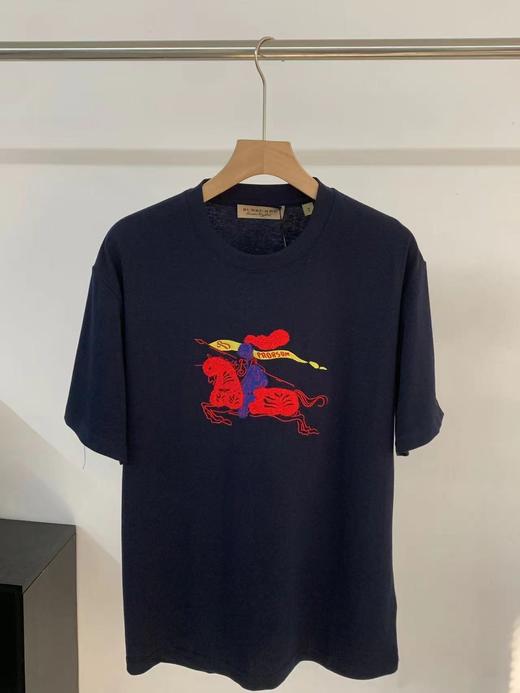 F030660早春新禧贺岁系列战马骑士刺绣T恤短袖 商品图13