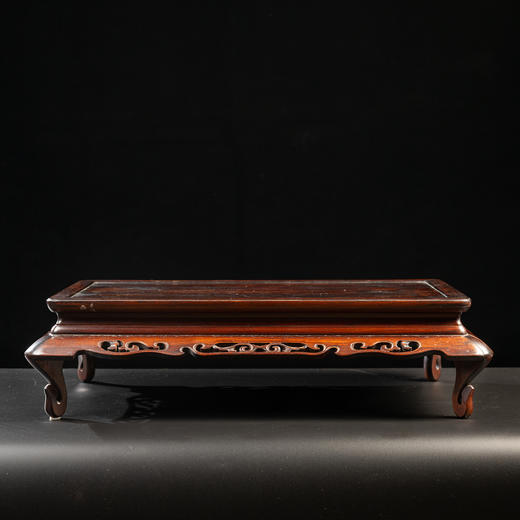 清	红木束腰三弯腿雕卷草纹器座 商品图1